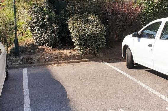 Avec Place De Parking Appartement